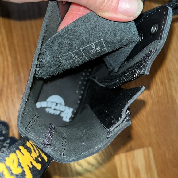 Dr Martens Jadon Smooth Leather Platform Boots Size 7 NEW - Picture 11 of 14